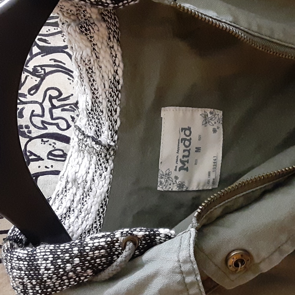 Jacket - Picture 3 of 4